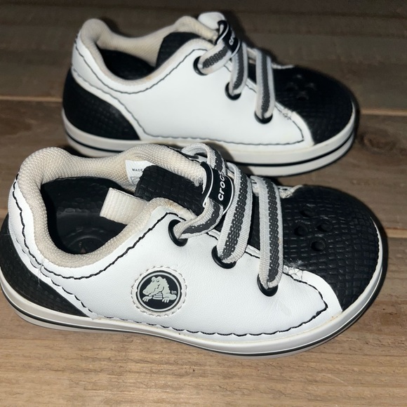 Crocs Kids Sneakers - Picture 3 of 9